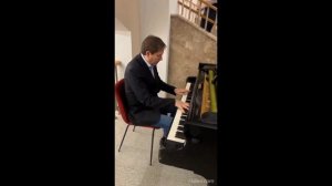 Сольные выступления вокалистов и музыкантов. Примеры выступлений.