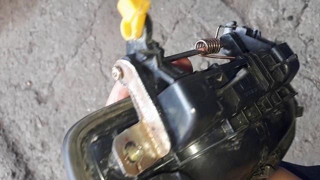 спаял дверную ручку на акценте с усилением