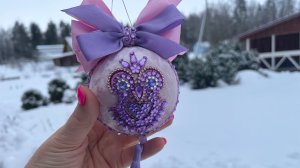 Создание новогоднего шара «Совушка» из китайского елочного шара. Бант своими руками