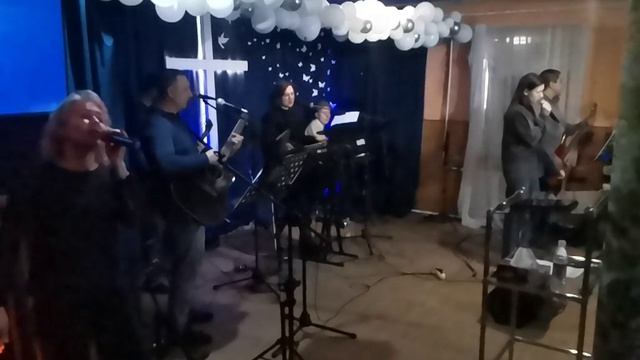 Поклонение "Ты один достоин" смотреть онлайн