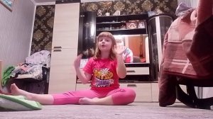 тянемся вместе шпагат