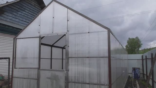 Теплица УРАЛЬСКАЯ ЛЕГЕНДА. Часть 2. Как собирали теплицу.