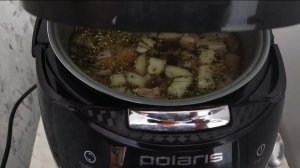Суп с квашеной капустой, мясом и картофелем (щи) в мультиварке