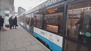 Предновогодняя поездка на трамвае 71-931М "Витязь-М" по новому трамвайному маршруту №5 (19.12.2025)