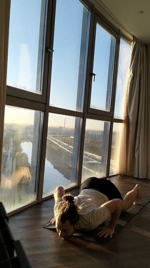 Сурья Намаскар Приветствие Солнцу классический комплекс меняющий нас.