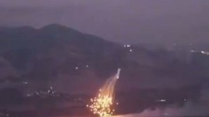 Видео того, как Армия обороны Израиля применяет белый фосфор в городе Хиам