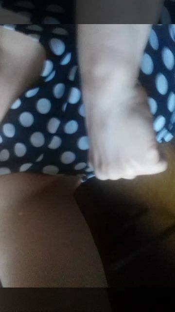 маленькая тренировочка для инвалидов ДЦП русский твист называется сидя на попе ровно ещё и плюс с те