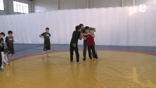 Спортивная Ингушетия. Хамзат Астемиров, тренировка по вольной борьбе