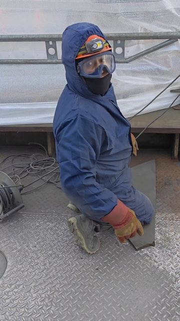 Работа наша тяжкая)))