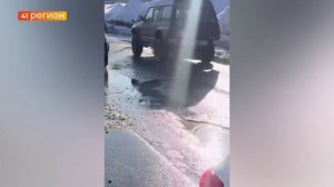 КАМЧАТЦЫ ЖАЛУЮТСЯ НА СОСТОЯНИЕ ДОРОГ В ПЕТРОПАВЛОВСКЕ И ЕЛИЗОВСКОМ РАЙОНЕ • НОВОСТИ КАМЧАТКИ