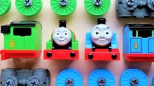 Паровозики Томас из моей коллекции,изучаем их строение для детей.Видеодлядетей. #дети #видеодлядетей