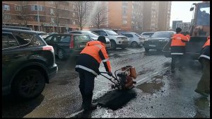 Ямочный ремонт на Лазуринском бульваре