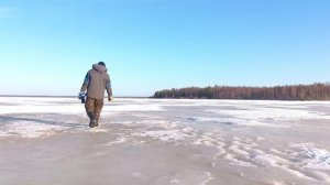 За один день я порыбачил на двух озëрах. На одном озере щуки, на другом окуни.