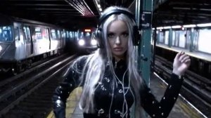 Luara - Noise and Silence (Official Music Video)