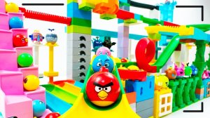 Мультики для детей. Злые птички соревнуются в гонке по лабиринту башни. Мультики для малышей