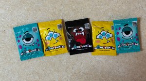 Распаковка «Монстриксов» из Магнита