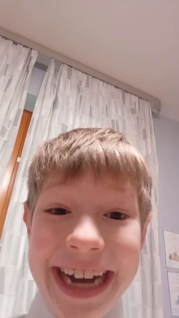 я иду в Ш К О Л У!!!! НЕЕЕЕТ