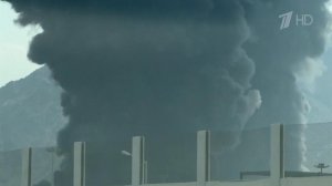 Силы Ирана нанесли удар по нефтяной промзоне на побережье Оманского залива.