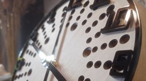 5.  Античасы С.Данилова САХАСРАРА на 7й плашке преобразователя А.Тюрина из натурального дерева )))