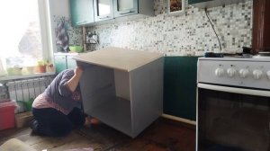 Наконец-то добралась до кухонных шкафов.