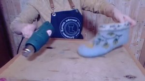 Валяем обувь. Как избавиться от лохматости войлока_ брить или обжигать