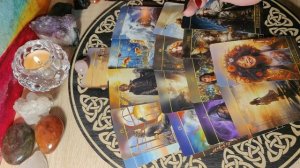 Что он хочет вам сказать 💞 таро по вариантам