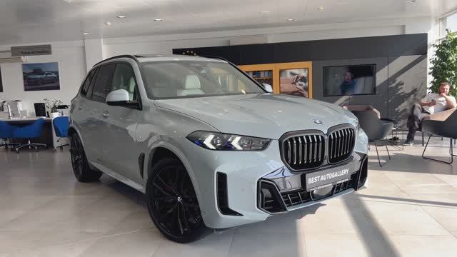 BMW X5 xDrive40i 2025 из Европы — пневма, Sky Lounge, Merino, цена 18.4 млн в Москве