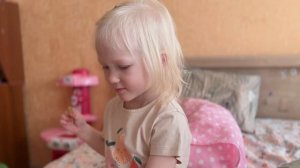 Обзор на развивающие тетради для детей из самоката. Прописи от 3х лет и книжка с наклейками