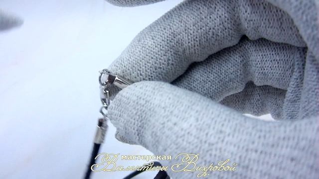 Крокодил, кулон из яшмы