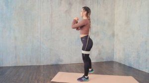 Диагональный выпад с тканевой резинкой (33)