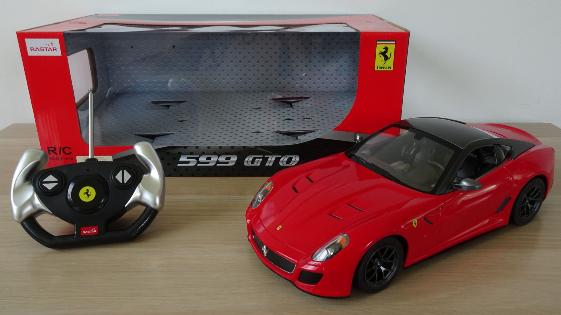 Rastar Ferrari 599 GTO 1:14 Scale RC Car - Unboxing, Review & Test Driving
