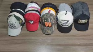 Лот 2300 Бейсболки Канада Сток 3300р-кг 5 кг 55 ед