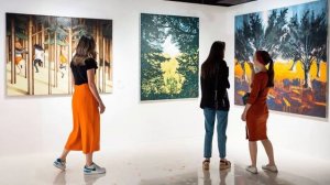 23. Молодой богач взял домработницу на вечер как красивую картинку, но не ожидал, что её узнают...