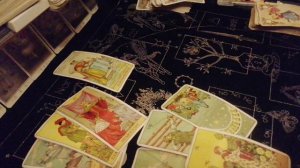 Мысли, чувства, намерения, загаданного мужчины. Таро расклад