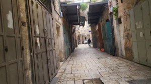 Иду по пустующему Старому городу Иерусалима во время ЧП