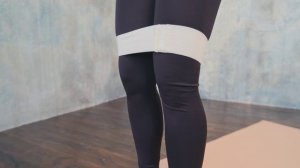 Обратный выпад с тканевой резинкой (31)