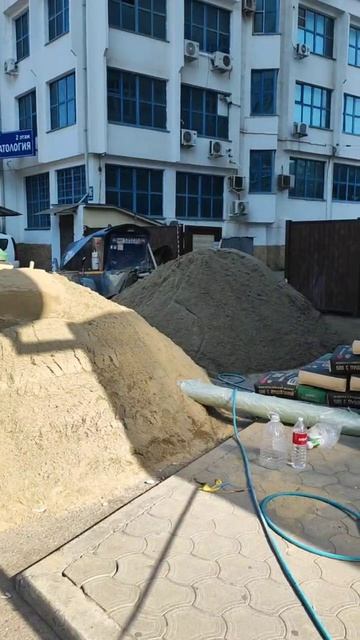 Видео от клиента. Две машины в работе. Пневмонагнетатель Pmix.