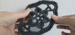 Овальный мотив крючком