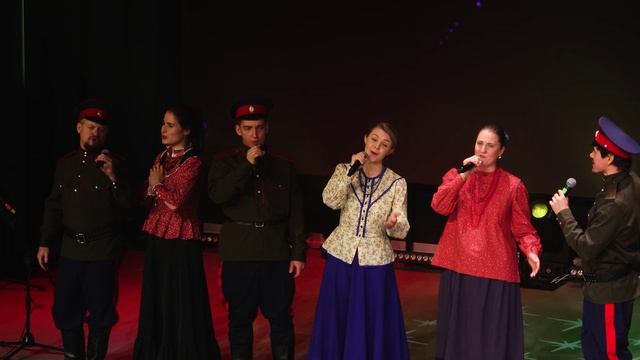 Любо мне когда Дон разливается. Автор сл. и муз. Л. Мозговая и В. Севастьянов. Оптинский Казачий Хор смотреть онлайн