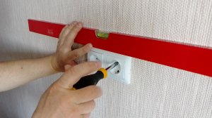 Установка двойной розетки. Замена электропроводки серия 13.