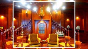 Константиновский дворец