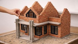 Мини Дом из кирпичей,который выглядит как настоящий Дом !