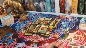 КТО ВРАГ!? КАК ПОЖИВАЕТ?