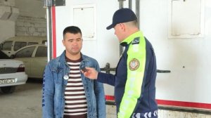 Юк машинасида эшакни судраган хайдовчи опилиб, унга чора кўрилди