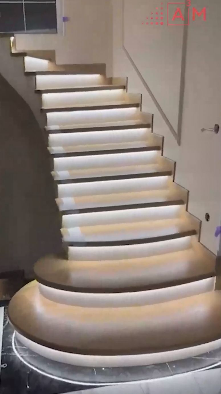 Видеоотзыв: автоматическая подсветка лестницы A³M с плавным розжигом ступеней