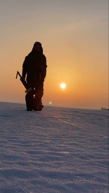 Восход солнца на Волге