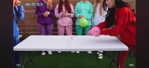 Push plastic cup by balloon