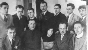 Литературная гостиная «Жил я когда- то на странной планете…»