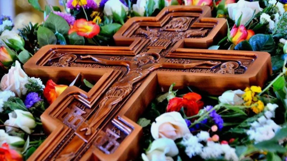 Неделя крестопоклонная