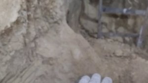 Яма в гараже со входом из погреба своими руками, всё с нуля и подручных средств. часть 2